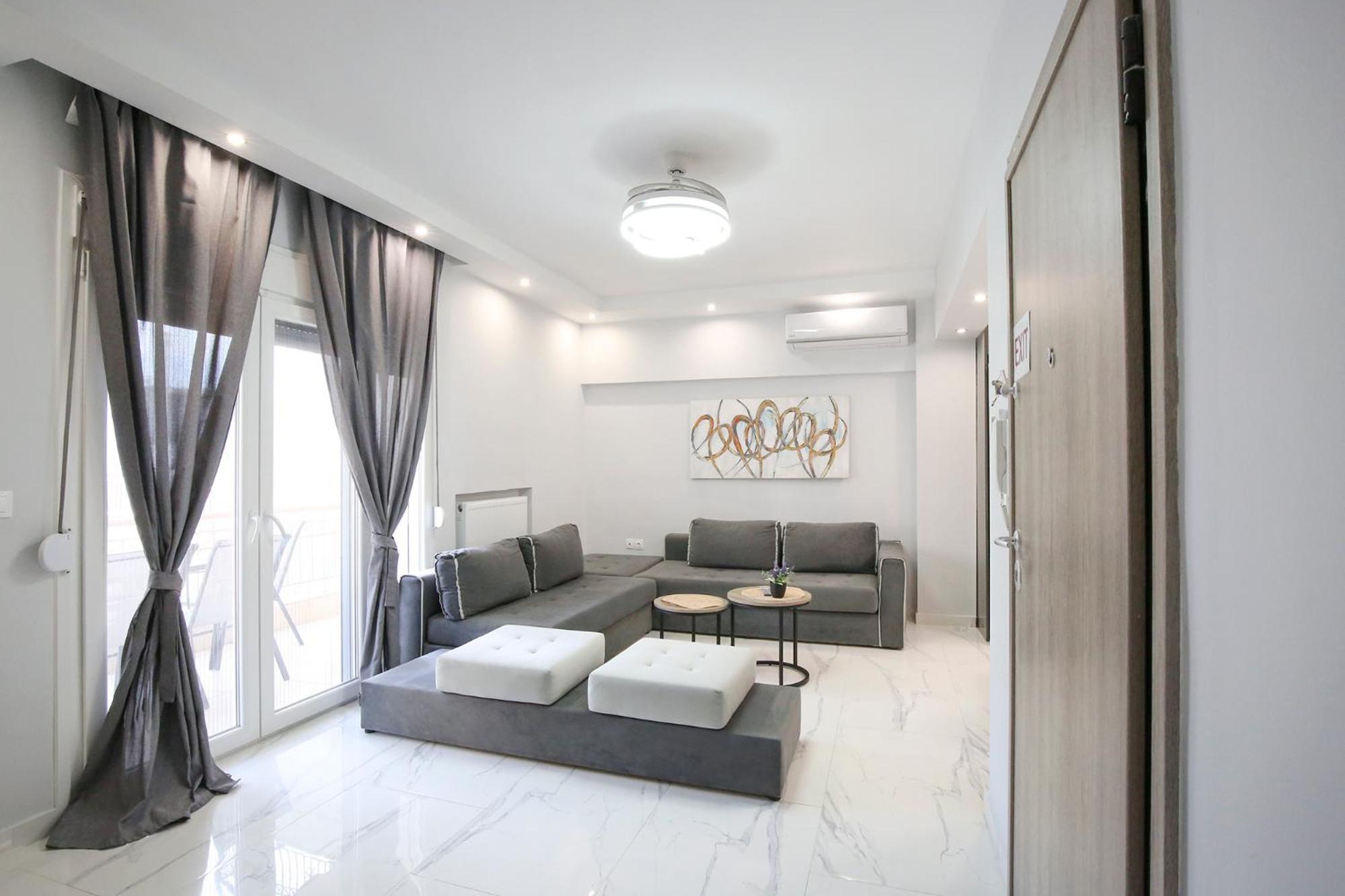 #e Ioanna 2 Bedrooms *