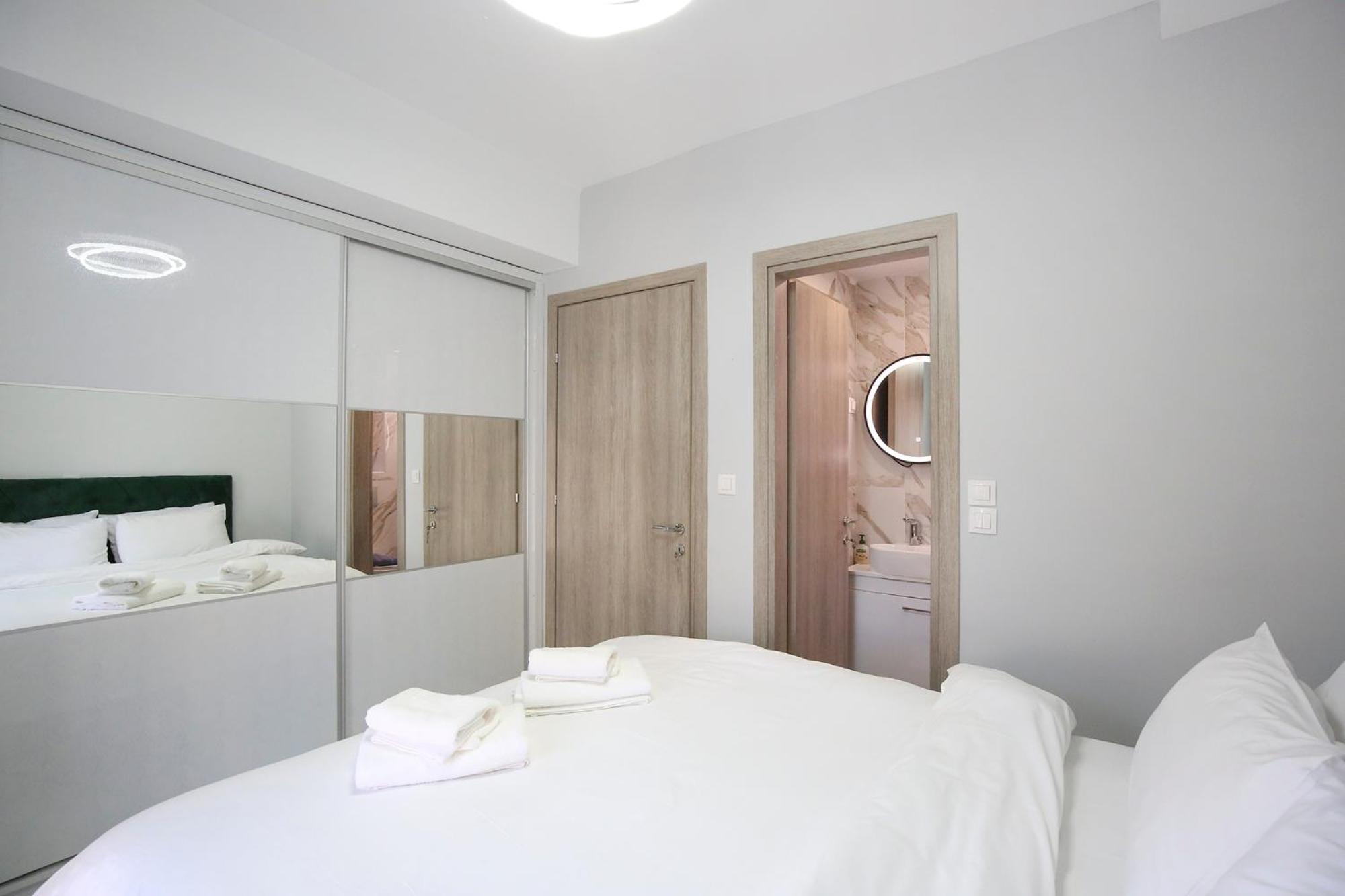 #e Ioanna 2 Bedrooms Apartment *
